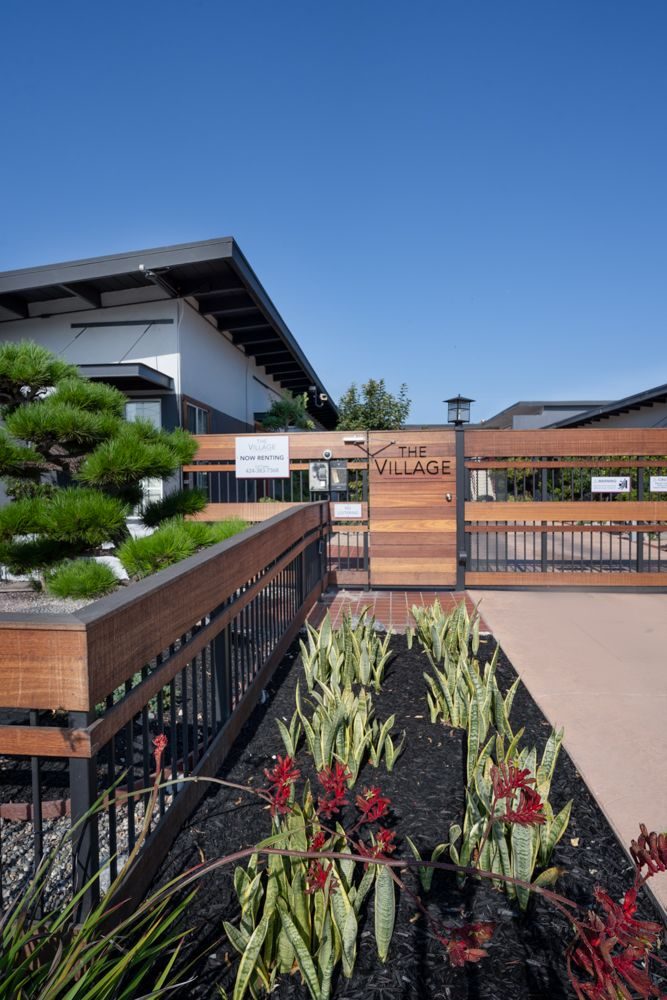 CBK asset Gardena V in Gardena, CA 90247 — exterior and grounds photograph 2